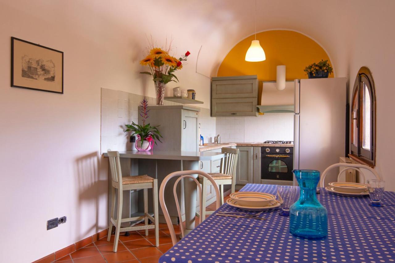 ミントゥルノ Torre Caetana Bed & Breakfast エクステリア 写真
